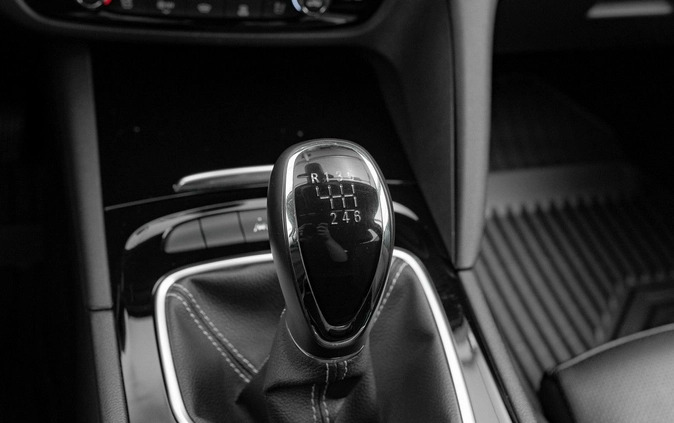 Opel Insignia cena 84850 przebieg: 76861, rok produkcji 2018 z Suchowola małe 742